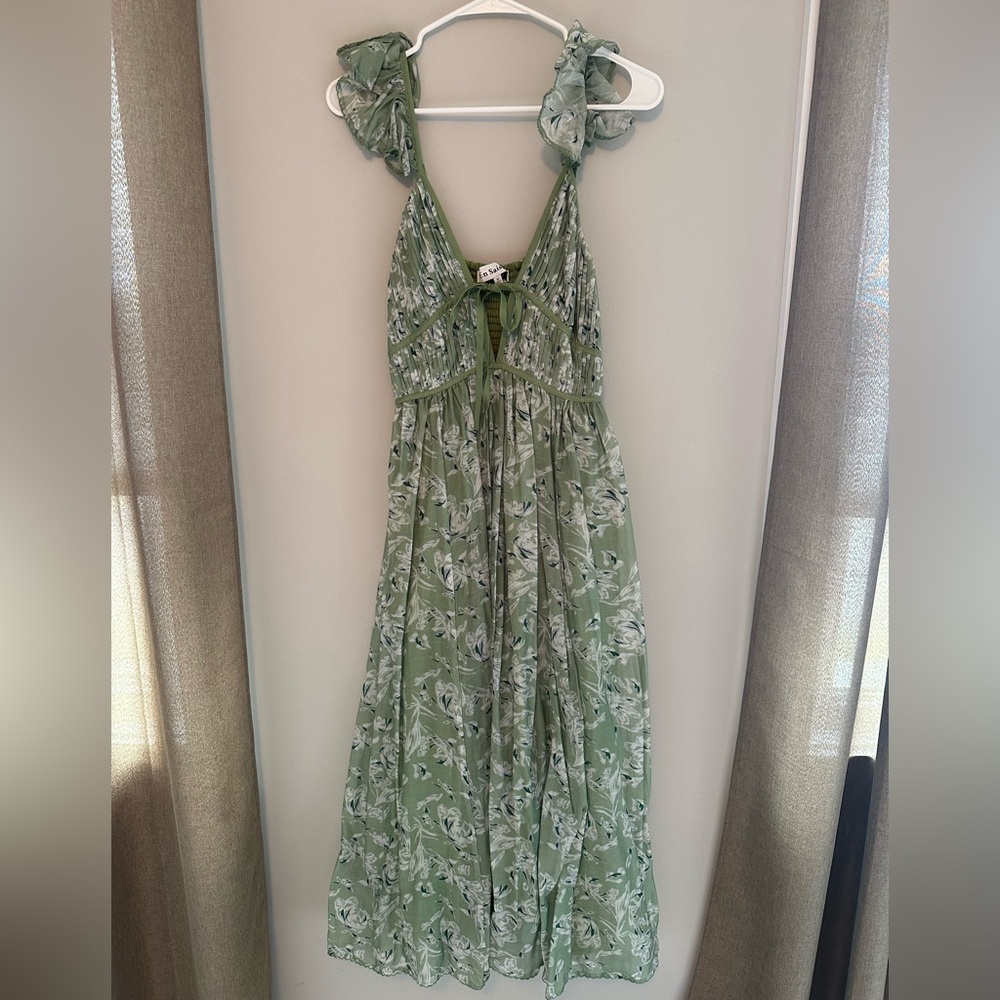 En Saison Green Floral Pleated Midi Dress